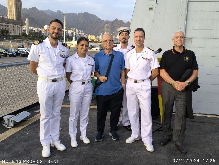 La Delegación de RAGCE en Tenerife, asiste a la Ceremonia de Bajada de Bandera del Buque de la Marina italiana “Comandante Borsini”